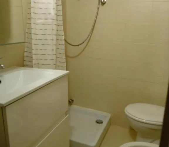 Piccolo Monolocale Con Angolo Cottura